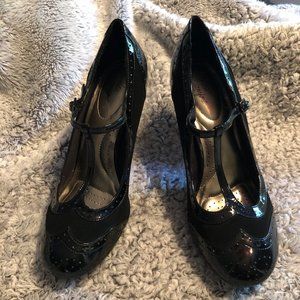 DexFlex Comfort T-Strap Black Mary Jane Heels